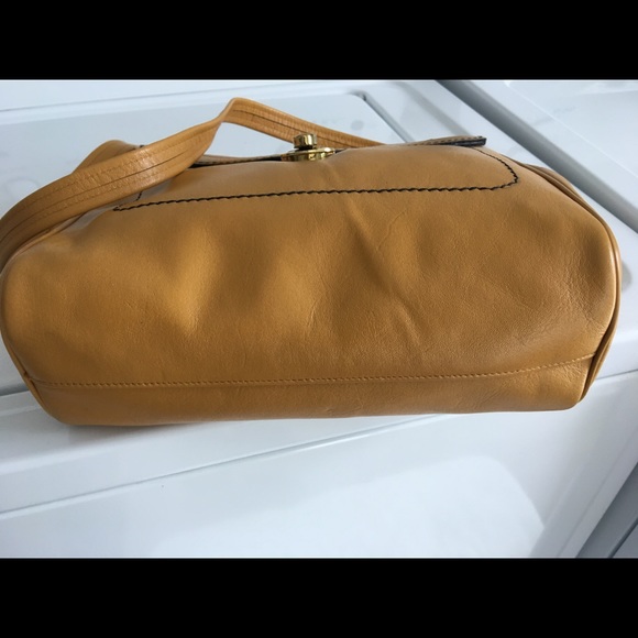 New MR LEATHER Yellow Leather Shoulder Handbag - Picture 7 of 8